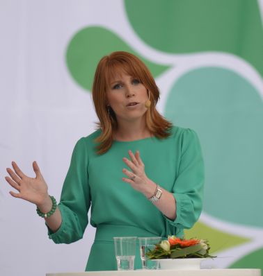 Centerpartiets partiledare Annie Lööf talar i Almedalen 2012