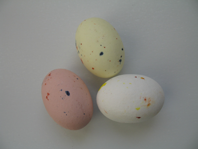 bild - tre små chokladpåskägg bild - tre små chokladpåskägg